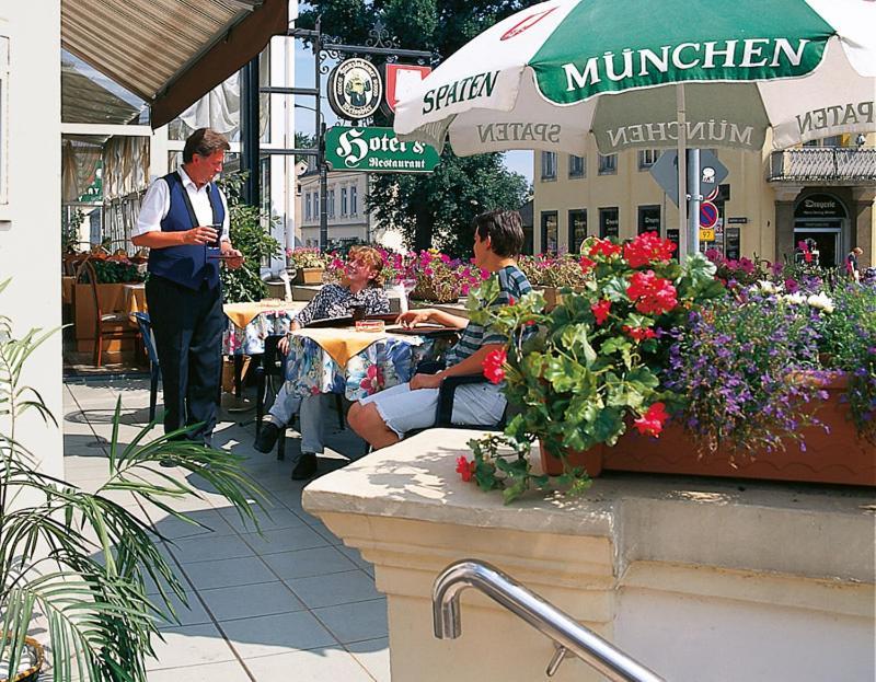 Hotel - Restaurant Kurhaus Klotzsche Dresden Exteriör bild